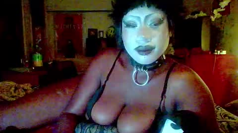 SweetDahlia online show from November 1, 1:06 am