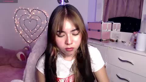 Hannah online show from April 11, 3:11 am