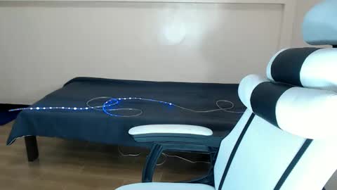 sophia daisy  online show from March 5, 11:17 am