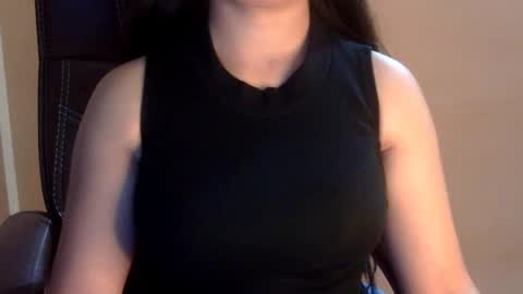 sweet_kanchi online show from April 2, 6:26 pm