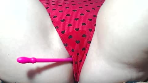 Kitten online show from April 2, 9:05 am