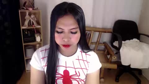 sweet_kyline69 online show from September 20, 11:52 pm