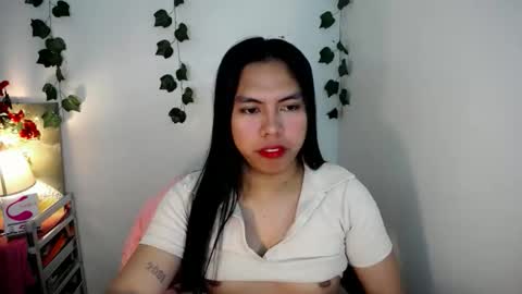 sweet_kyline69 online show from September 27, 8:39 pm