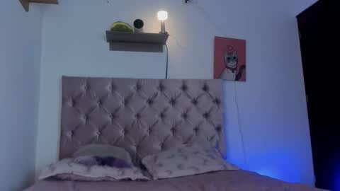 Hi Im Lia Your dreams came true  online show from November 25, 9:57 pm