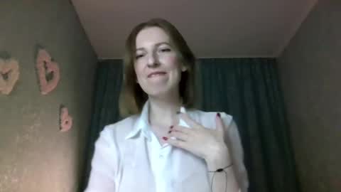 sweet_lilbunny online show from November 12, 2:30 pm