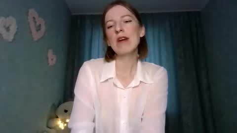 sweet_lilbunny online show from September 17, 2:15 am