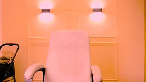 My name is Catalina. Please say hello I like to chat with you. If you have requests please use tip online show from March 26, 3:34 am