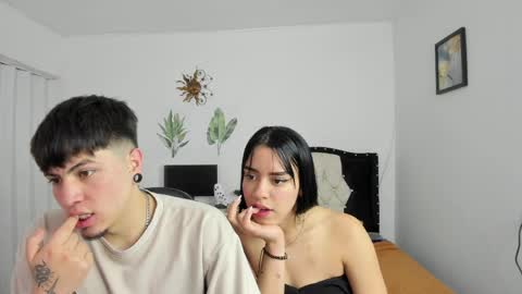 sweet_paradisex5 online show from April 10, 10:03 pm