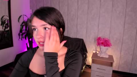 Sweet online show from May 23, 1:07 pm