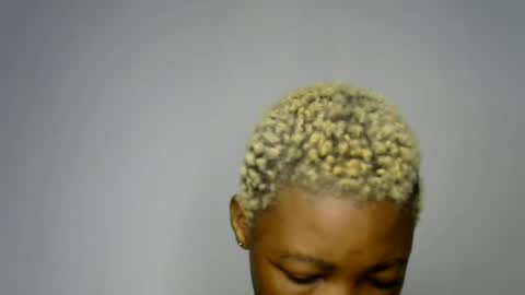 sweet girl online show from June 24, 5:14 am