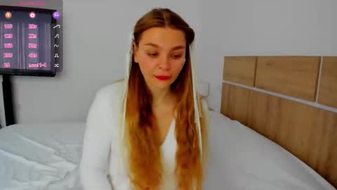 Sabina online show from March 2, 7:15 am