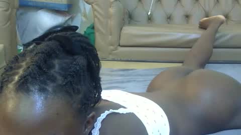 Sharon online show from March 31, 1:00 pm