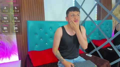 smiith online show from November 15, 8:10 pm