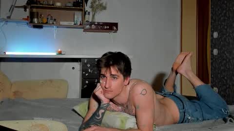 sweet_smith8 online show from March 7, 7:14 pm