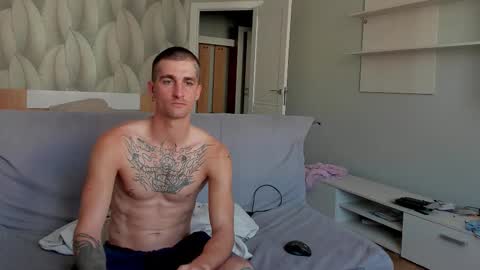 sweet_smith8 online show from October 7, 6:20 am