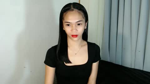 sweet_tyla online show from April 4, 6:04 pm