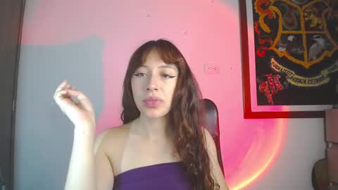 sweet_venus4 online show from December 2, 7:51 am