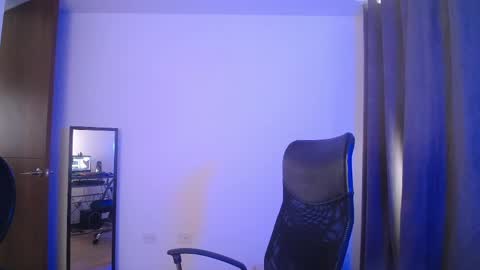 sweet_venus4 online show from April 16, 9:39 pm