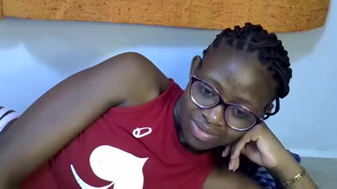 sweet_zarah online show from March 10, 2:27 am