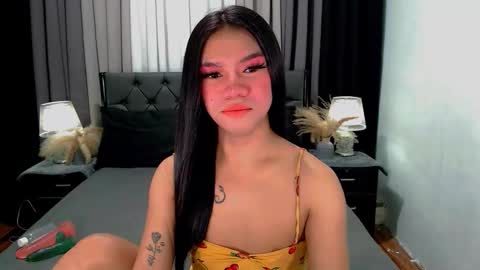 bea takashi  online show from March 24, 9:04 am