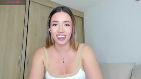 Camila online show from February 15, 8:33 pm