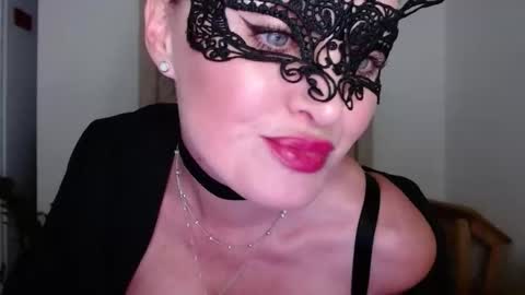 Diana online show from October 25, 12:55 am