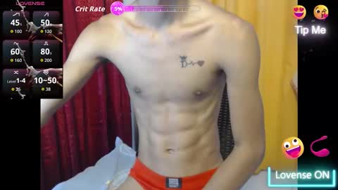 Snapshot of sweetbigcockz chatting on October 21, 6:33 pm sweetbigcockz online show from October 21, 6:33 pm