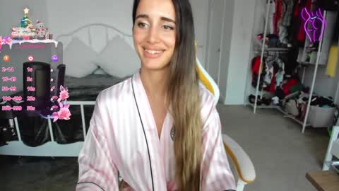 Anna online show from January 2, 10:55 pm