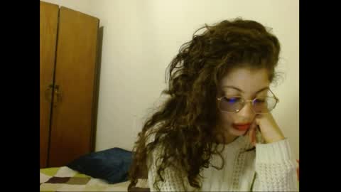 sweetcalm_ online show from April 20, 3:53 am