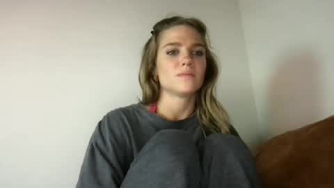 sweetcme online show from April 8, 6:27 am