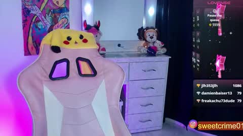       Independent model online show from November 17, 9:56 am