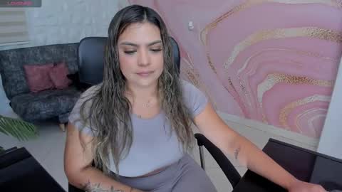 Fabiana online show from March 3, 7:28 pm