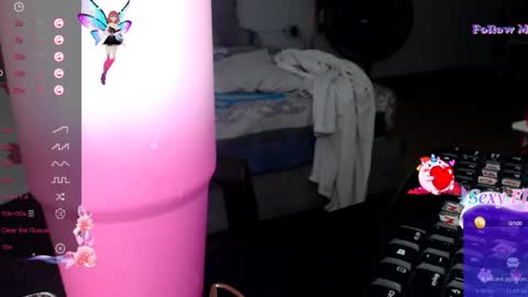 SWEETFANTASYVEN online show from December 13, 10:38 pm