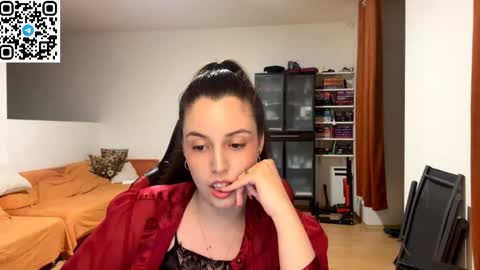 Joanna online show from May 28, 7:45 pm