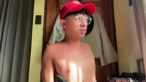 khrayan online show from November 30, 1:12 am