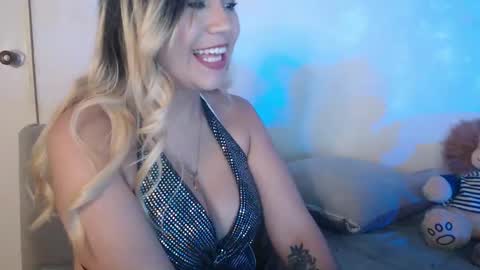 Snapshot of sweethotsin_sexy69 chatting on January 4, 6:41 am                  online show from January 4, 6:41 am