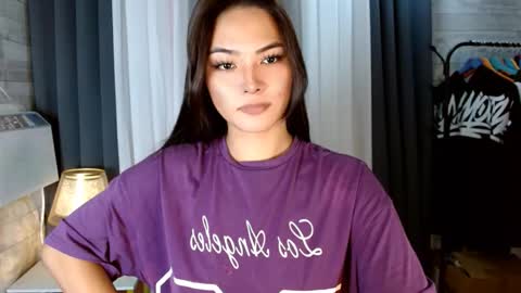 sweetiefox1 online show from September 19, 6:39 am