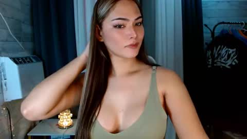 sweetiefox1 online show from November 28, 1:46 am