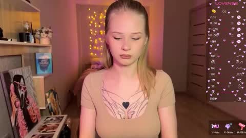 sweetie Lisa3 online show from December 17, 3:30 pm