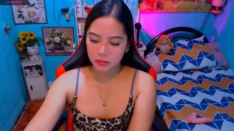 Snapshot of sweetienicole chatting on March 12, 8:52 pm Nicole online show from March 12, 8:52 pm