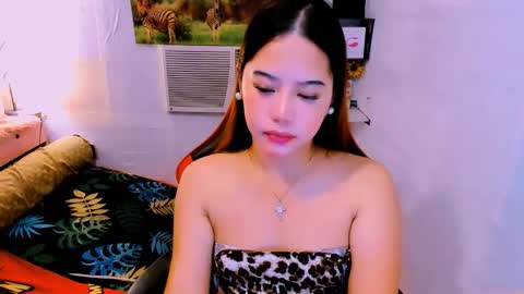 Snapshot of sweetienicole chatting on September 30, 2:22 am Nicole online show from September 30, 2:22 am