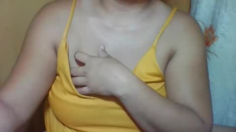 sweetiepinay30 online show from February 15, 8:07 pm