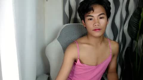 sweetiie_jewel online show from June 24, 6:20 am