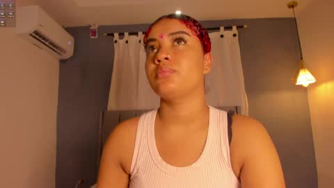 Isabel online show from April 19, 11:44 am