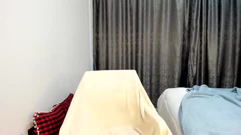 Snapshot of sweetlipsy chatting on February 24, 8:27 am sweetlipsy online show from February 24, 8:27 am