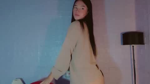 JANE LOVES YOU online show from February 22, 9:02 am