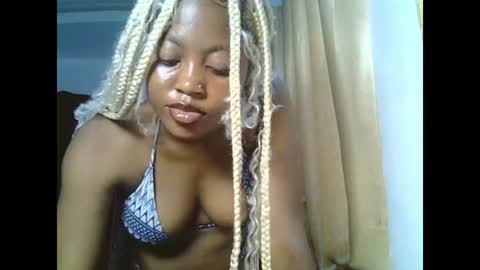sweetmila9 online show from June 28, 12:23 pm