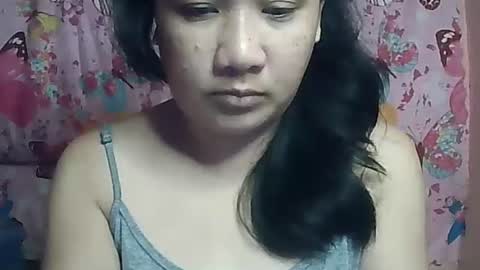 Snapshot of sweetnipples1987 chatting on February 6, 9:28 pm sweetnipples1987 online show from February 6, 9:28 pm