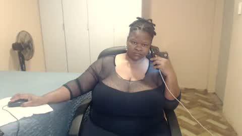 sweetnoziexxx online show from May 20, 5:26 am