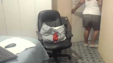 sweetnoziexxx online show from September 11, 5:31 am